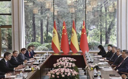 Xi Jinping Urges European Union to Unite with China Against U.S. Tariffs as Global Trade War Escalates