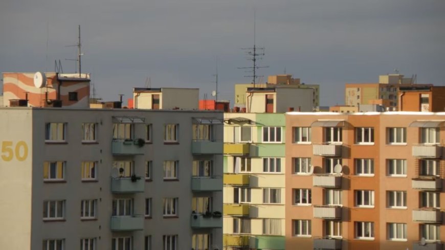 Govt Taxes Take 50%: Why Middle-Class India Can’t Afford Homes